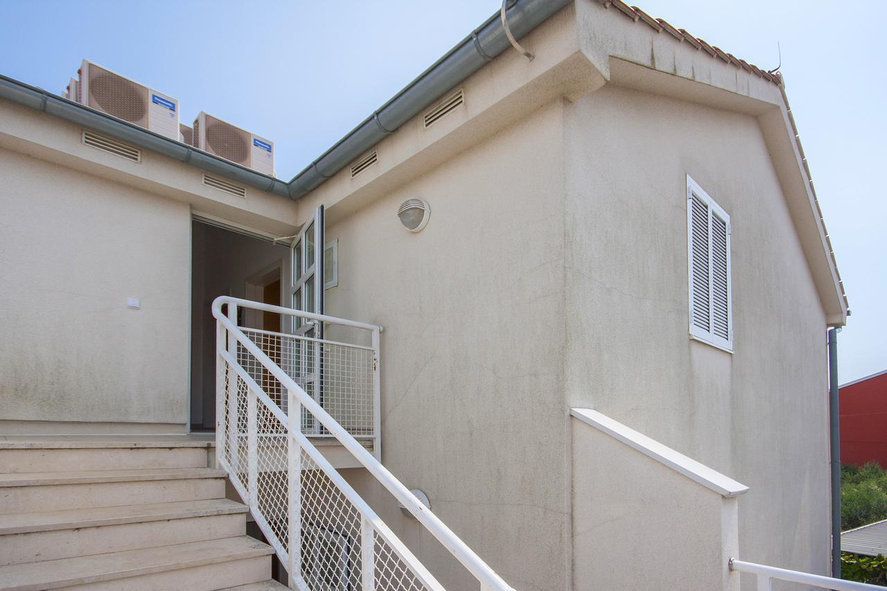 Deluxe Apartment Toni Водице Экстерьер фото